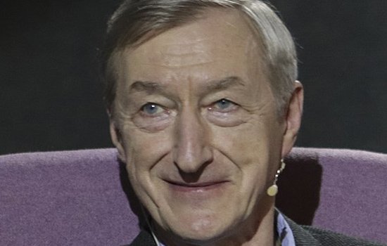 Julian Barnes